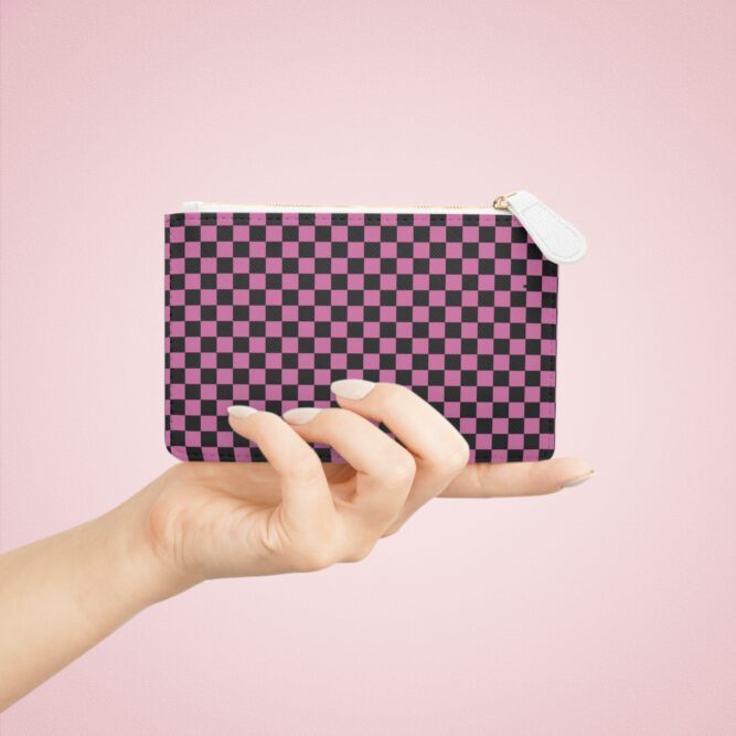 Mini Checkthestar Clutch Bag in Pink - Image 4